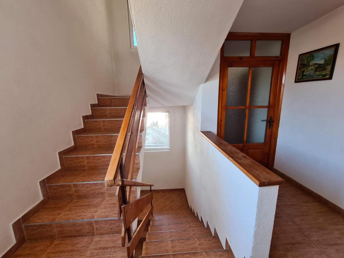 Villa Mura ราซล็อก ภายนอก รูปภาพ